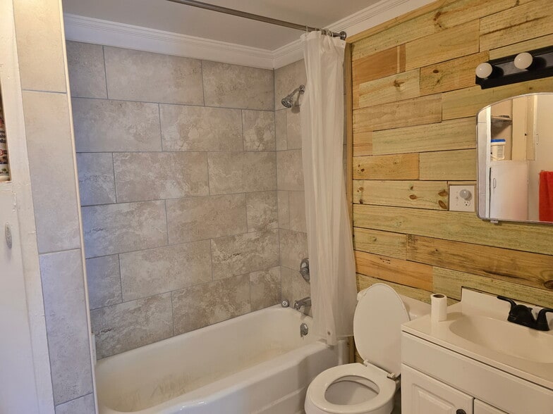 More Photos Of 517 Pleasant Ave, Kannapolis Religious Facility For Sale