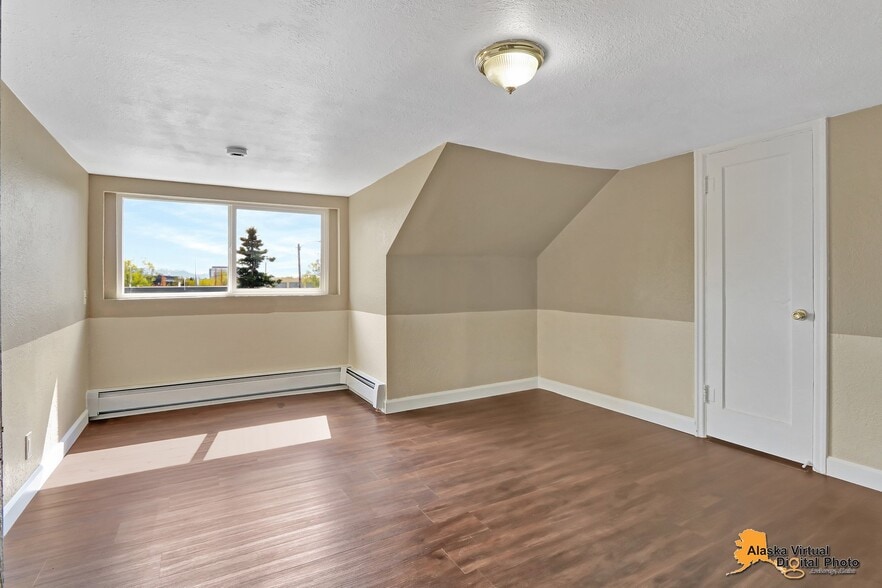 More Photos Of 1335 Hyder St, Anchorage Apartments For Sale