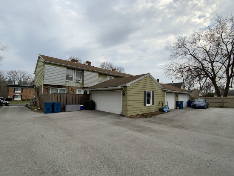 More Photos Of 5743-5747 Summit St, Sylvania Apartments For Sale