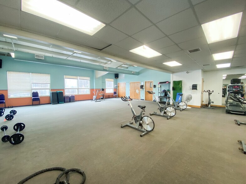 More Photos Of 1510-1520 Martin St, State College Sports And Entertainment For Lease