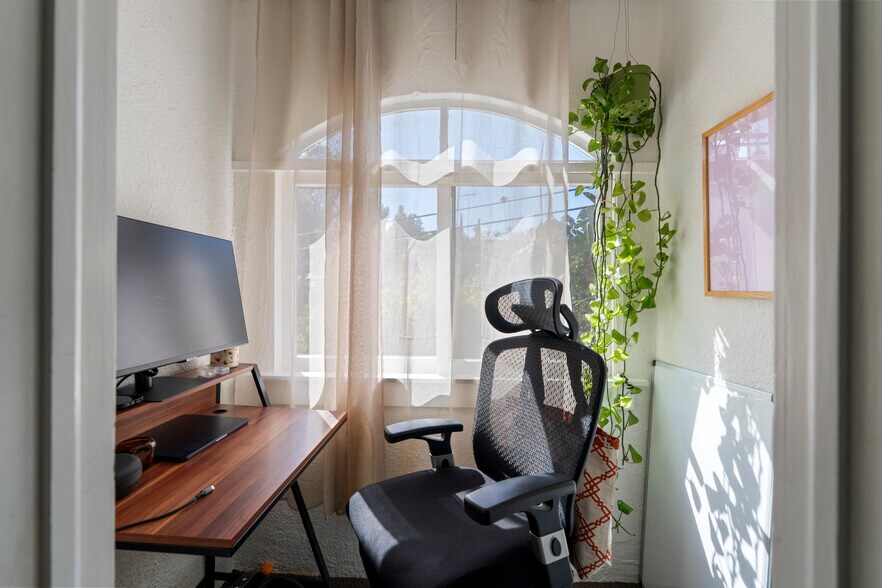 More Photos Of 1501 Westerly Ter, Los Angeles Apartments For Sale