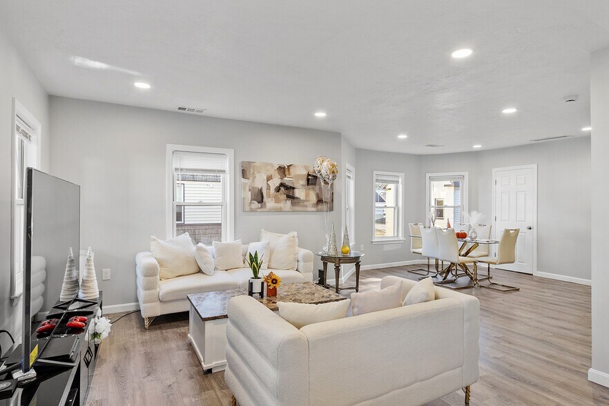 More Photos Of 36-38 Houghton St, Worcester Apartments For Sale