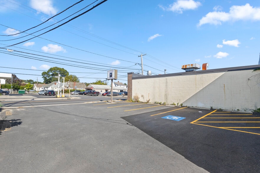 More Photos Of 1016 Park Ave, Cranston Loft Creative Space For Sale