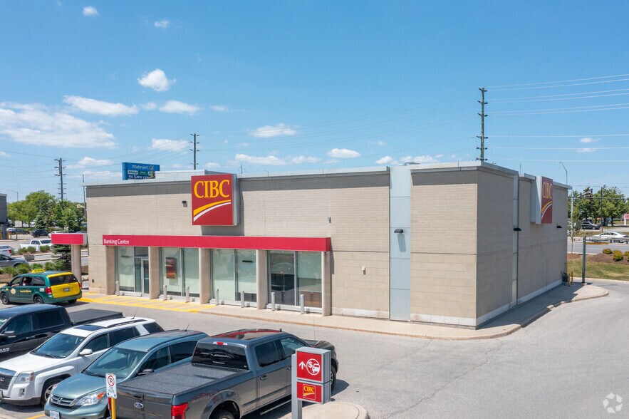 More Photos Of 35 Mapleview Dr W, Barrie Unknown For Lease