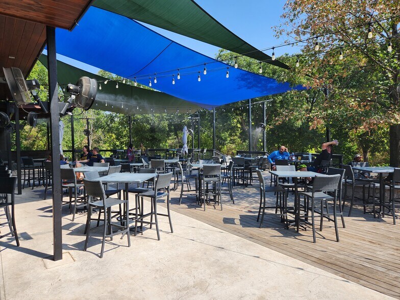 More Photos Of 4000 E Palm Valley Blvd, Round Rock Restaurant For Sale