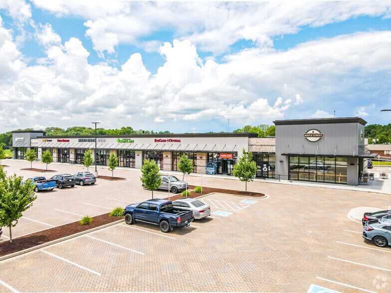 Primary Photo Of 10821-10852 Hardin Valley Rd, Knoxville General Retail For Lease