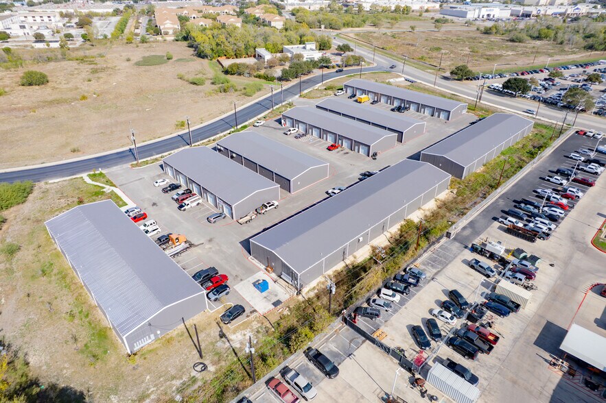 More Photos Of 2203 Cascade Pky, San Antonio Unknown For Lease