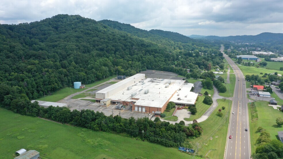 More Photos Of 7500 US 11 W, Rogersville Manufacturing For Sale