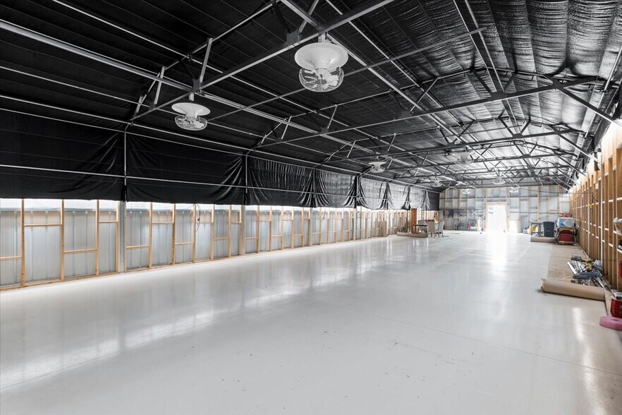 More Photos Of 272 Rocky Road, Johnson City Winery Vineyard For Lease