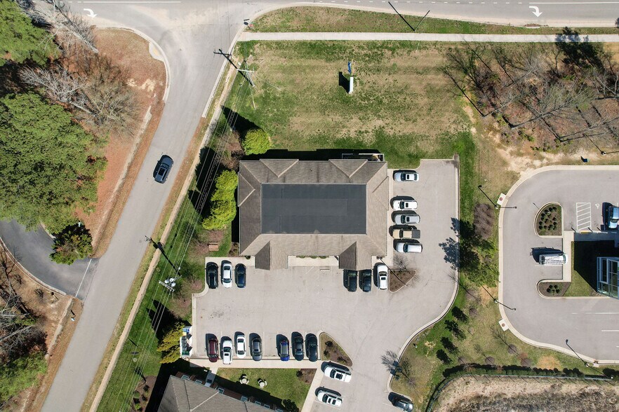 More Photos Of 10611 Greenyard Way, Chester Medical For Sale