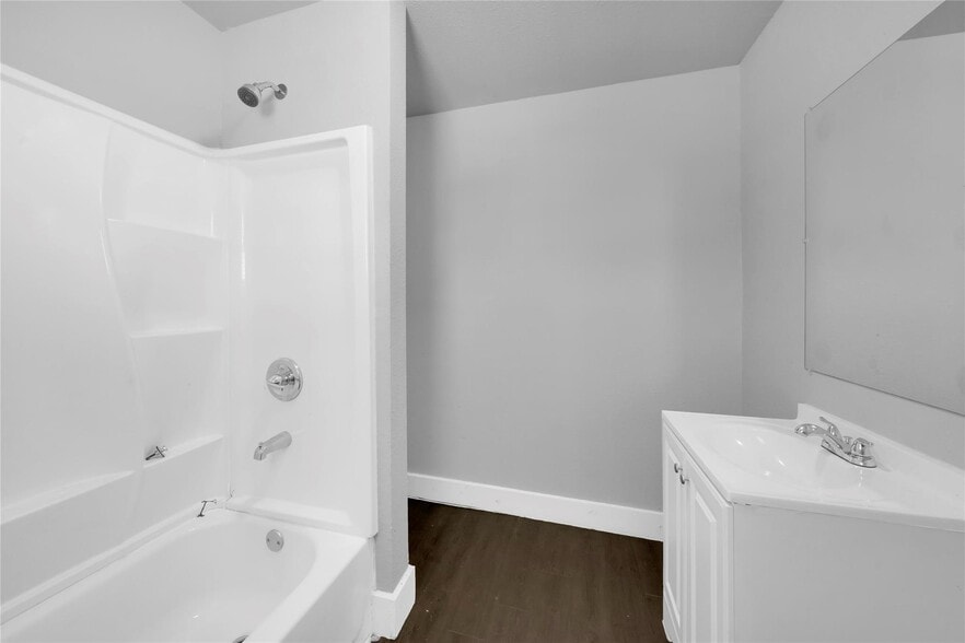 More Photos Of 6514-6518 Weston St, Houston Multifamily For Sale