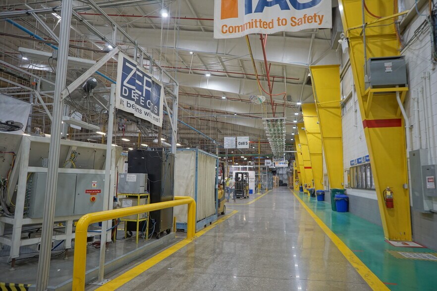 More Photos Of 850 Industrial Rd, Madisonville Manufacturing For Lease