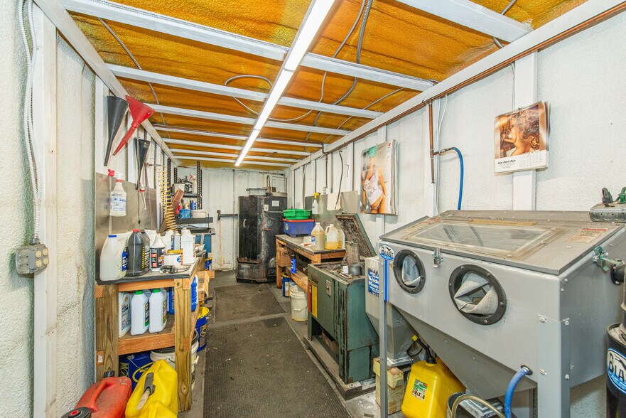 More Photos Of 202 US-46 Rt, Hackettstown Light Manufacturing For Sale