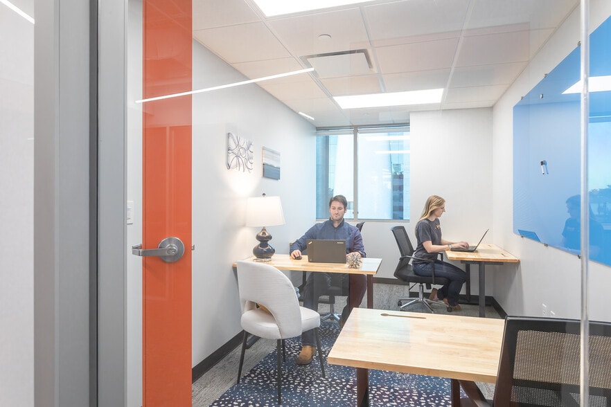 More Photos Of 333 3rd Ave N, Saint Petersburg Coworking Space