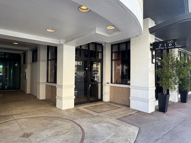 More Photos Of 6917 S Red Rd, Coral Gables Office For Lease