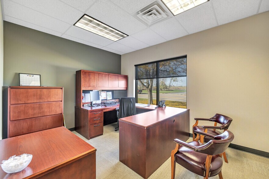 More Photos Of 2109 E Capitol Dr, Appleton Office For Lease