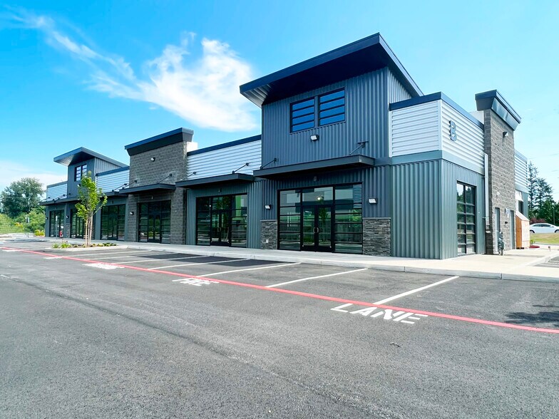 More Photos Of 15610 SE 272nd St, Kent Unknown For Lease