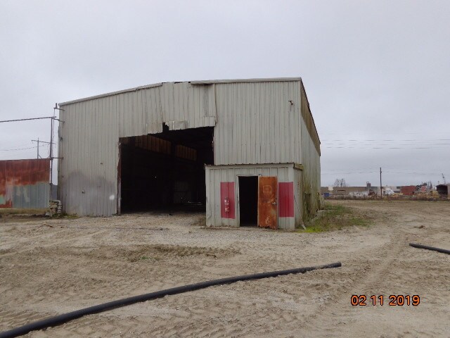 More Photos Of 4703 S Lewis St, New Iberia Warehouse For Lease