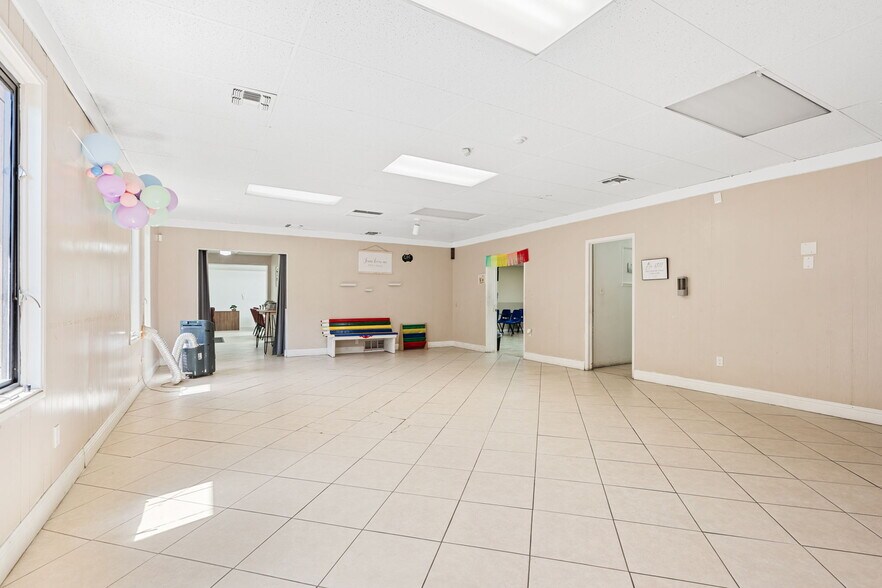 More Photos Of 1921 E Belmont Ave, Fresno Lodge Meeting Hall For Sale