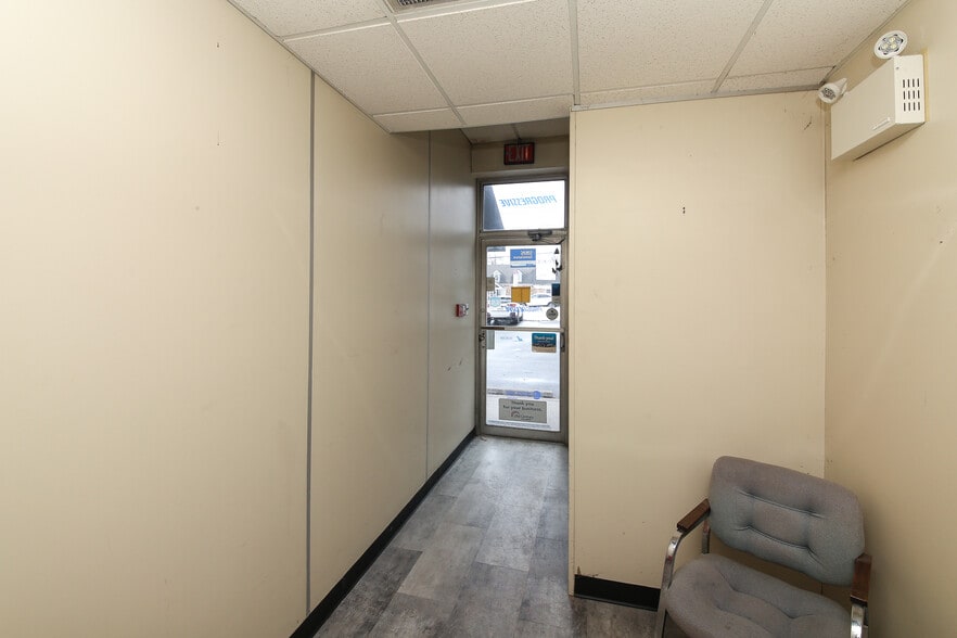 More Photos Of 802-812 N Easton Rd, Doylestown Storefront For Sale