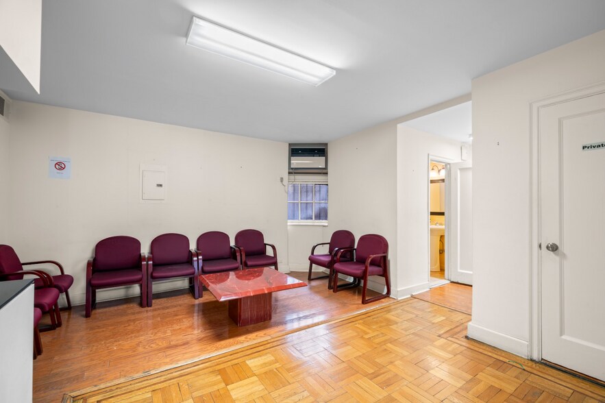More Photos Of 325 E 79th St, New York Apartments For Sale