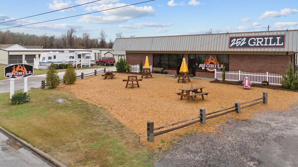 More Photos Of 102 Berry St, Hertford Restaurant For Sale