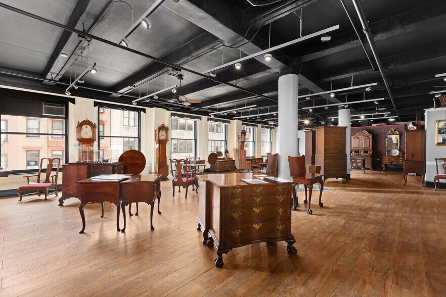 More Photos Of 227-239 W 17th St, New York Apartments For Sale