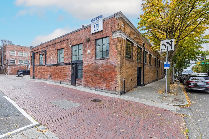 More Photos Of 2420 2nd Ave, Seattle Storefront Retail Office For Sale