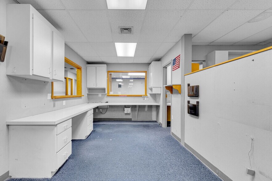 More Photos Of 60 Westwood Ave, Waterbury Medical For Sale