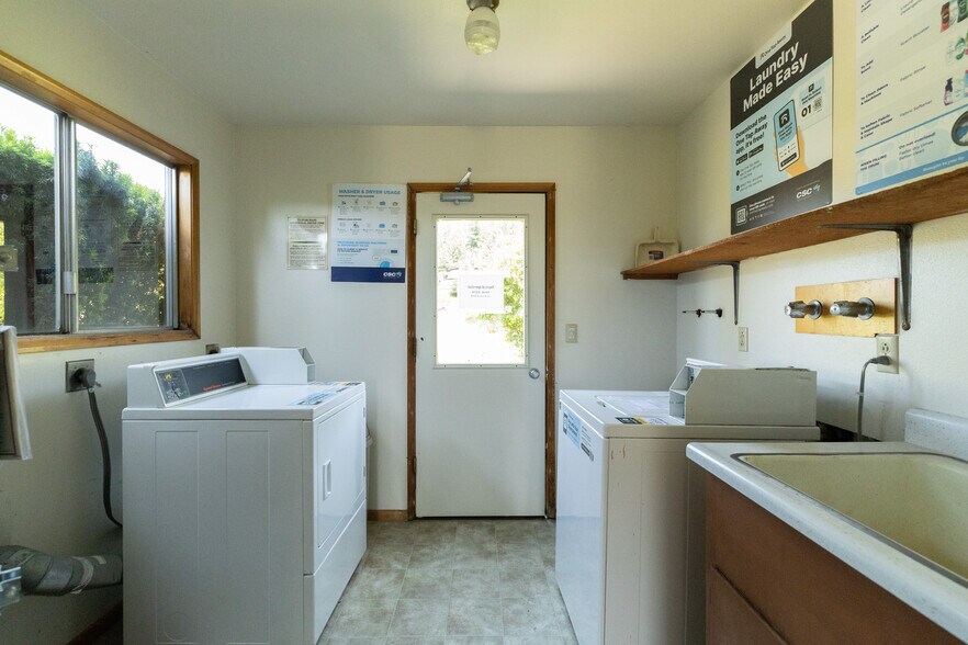 More Photos Of 1933-1935 S Market Blvd, Chehalis Apartments For Sale