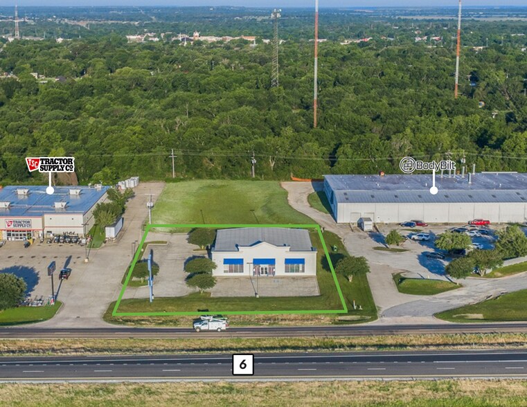 More Photos Of 9230 N Highway 6, Navasota Freestanding For Sale