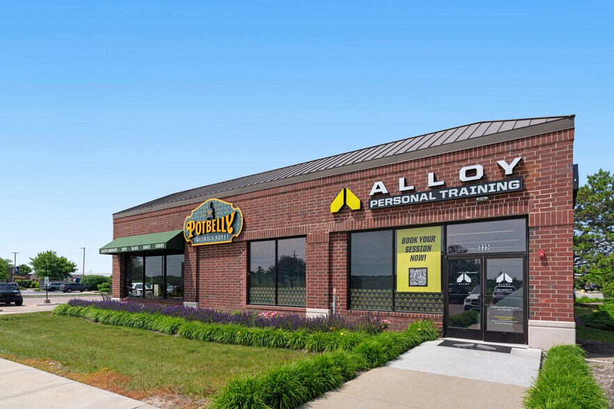 More Photos Of 101-295 Rice Lake Sq, Wheaton Supermarket For Sale