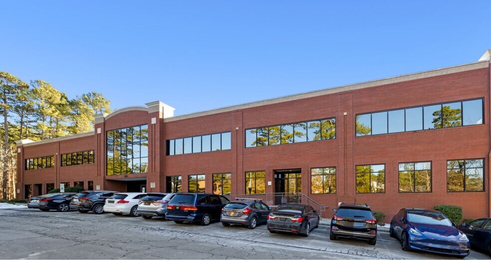 More Photos Of 501 Eastowne Dr, Chapel Hill Office For Lease