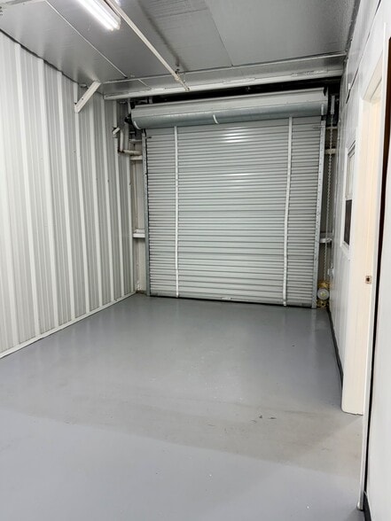 More Photos Of 540 N State Road 434, Altamonte Springs Self Storage For Sale