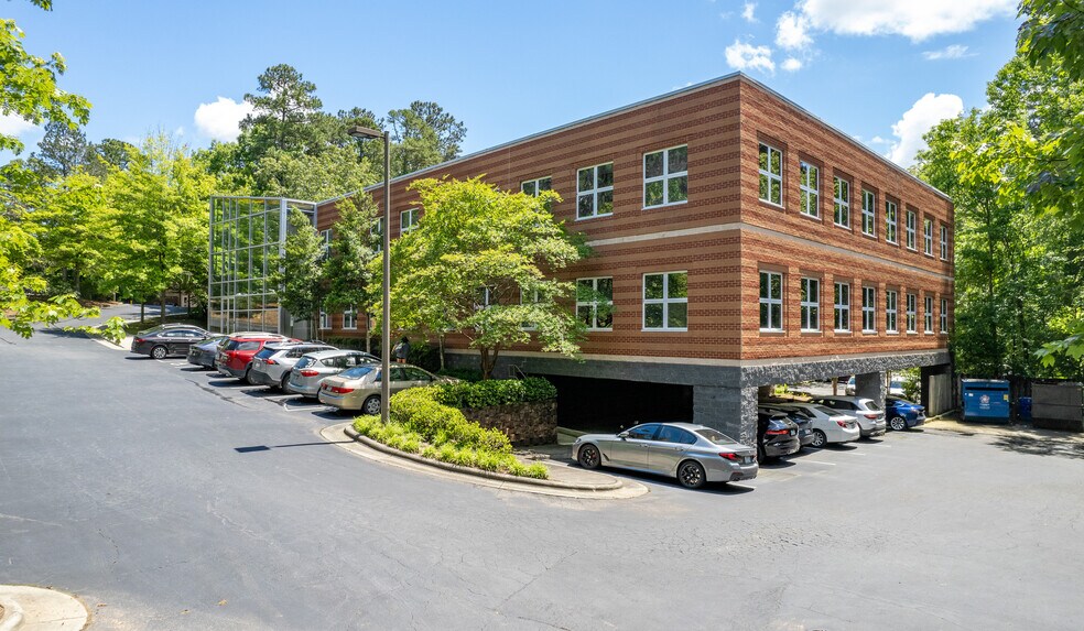 More Photos Of 141 Providence Rd, Chapel Hill Office Residential For Sale