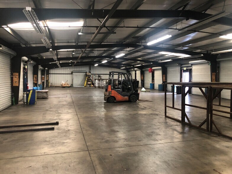 More Photos Of 7444 Reese Rd, Sacramento Truck Terminal For Sale