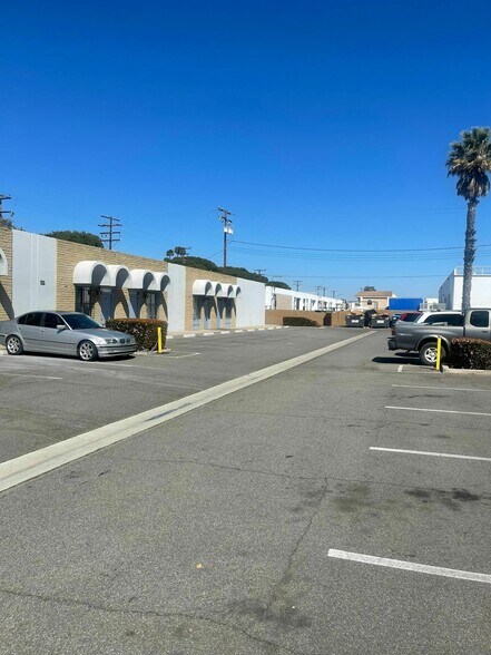 More Photos Of 6900 Knott Ave, Buena Park Warehouse For Lease