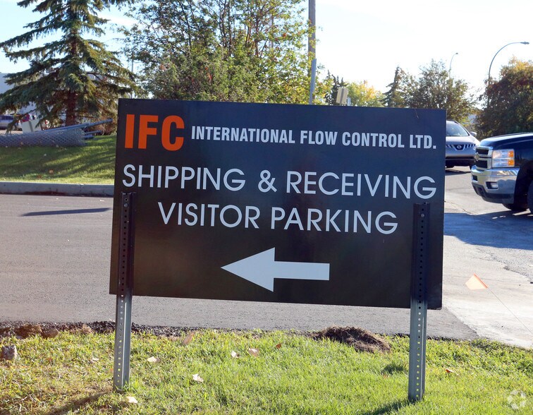 More Photos Of 9451-9471 49 St NW, Edmonton Flex For Lease