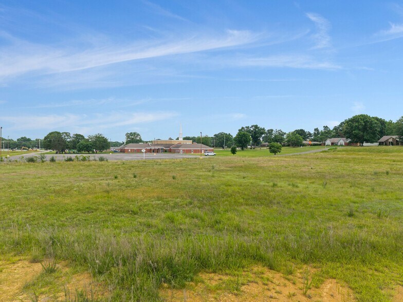 More Photos Of 1101 N Wheeler Ave, Sallisaw Religious Facility For Sale