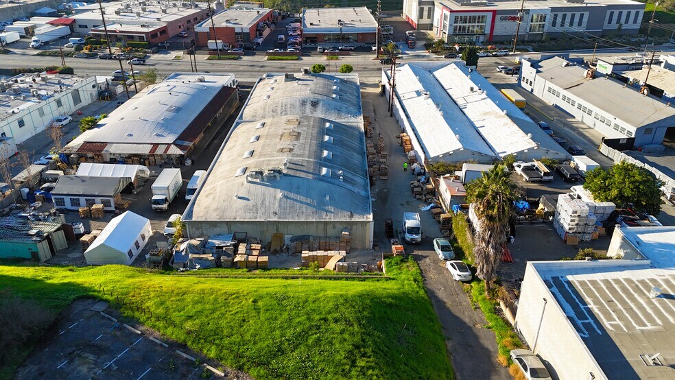 More Photos Of 548 Monterey Pass Rd, Monterey Park Warehouse For Lease