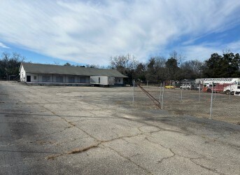 More Photos Of 4453 Broadway, Macon-Bibb Distribution For Sale