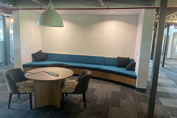 More Photos Of 228 Suss Dr, Waterbury Research And Development For Lease