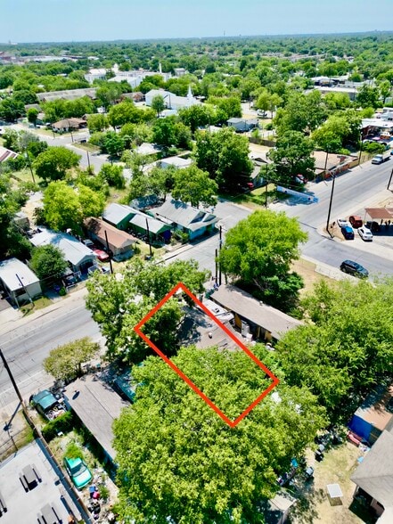 More Photos Of 2217 Guadalupe St, San Antonio Freestanding For Sale