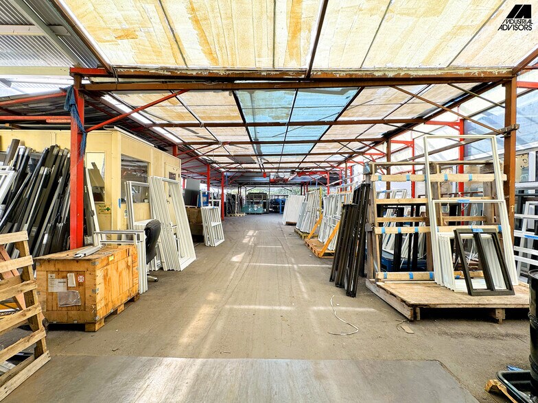 More Photos Of 290 W 78th Rd, Hialeah Warehouse For Sale