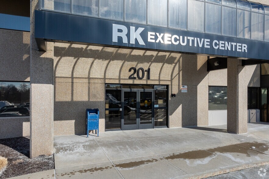 More Photos Of 201 Boston Post Rd W, Marlborough Medical For Lease