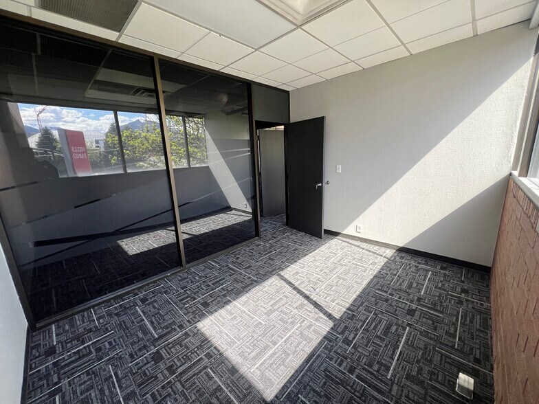 More Photos Of 1255 E Brickyard Rd, Salt Lake City Bank For Lease