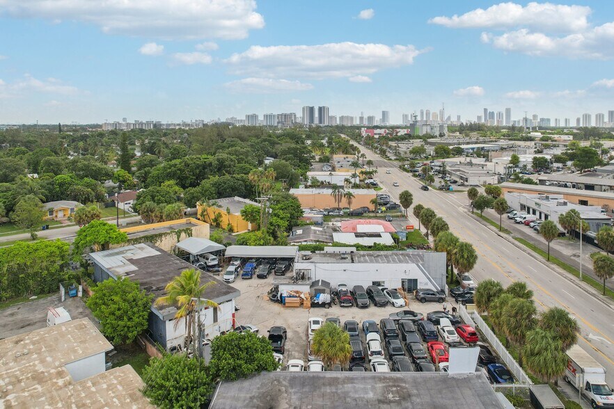 More Photos Of 15150 W Dixie Hwy, North Miami Beach Auto Repair For Sale