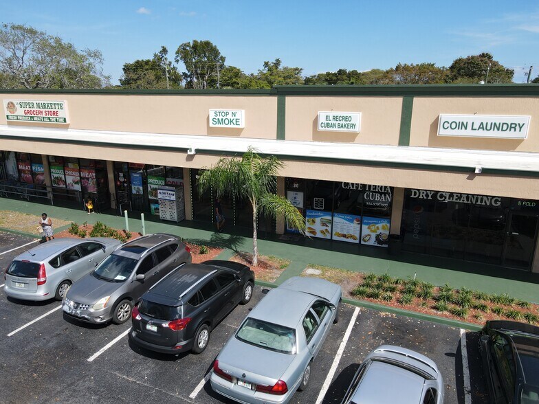 More Photos Of 300-366 S State Road 7, Margate Unknown For Lease