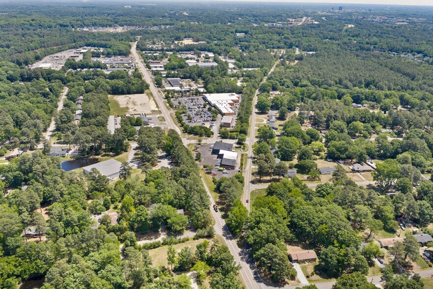 More Photos Of 4701-4707 Hillsborough Rd, Durham General Retail For Lease