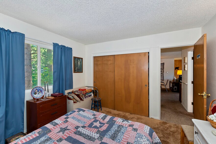 More Photos Of 432 Big Bear Blvd, Big Bear City Apartments For Sale